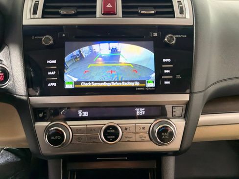 Used 2017 Subaru Outback 3.6R Limited AWD/4WD image 16