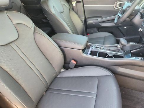 New 2026 Kia Sorento X-Line EX AWD/4WD image 11