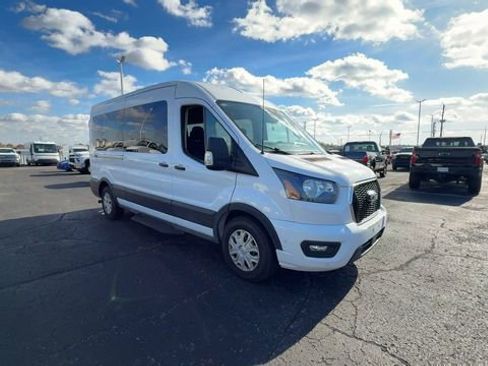Used 2023 Ford Transit 350 XLT RWD image 2