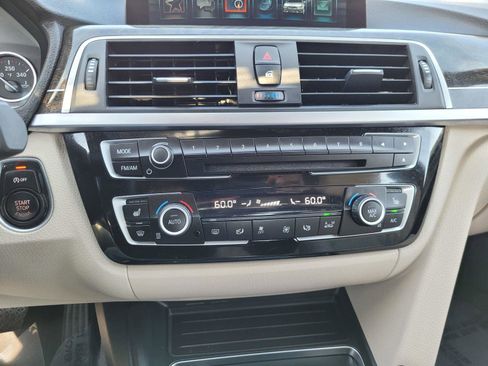 Used 2017 BMW 330i Sedan RWD image 28