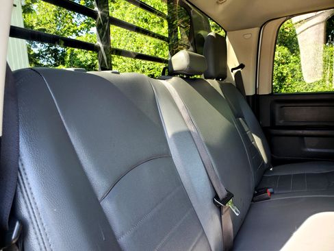 Used 2018 RAM 3500 Tradesman w/ Chrome Appearance Group image 42