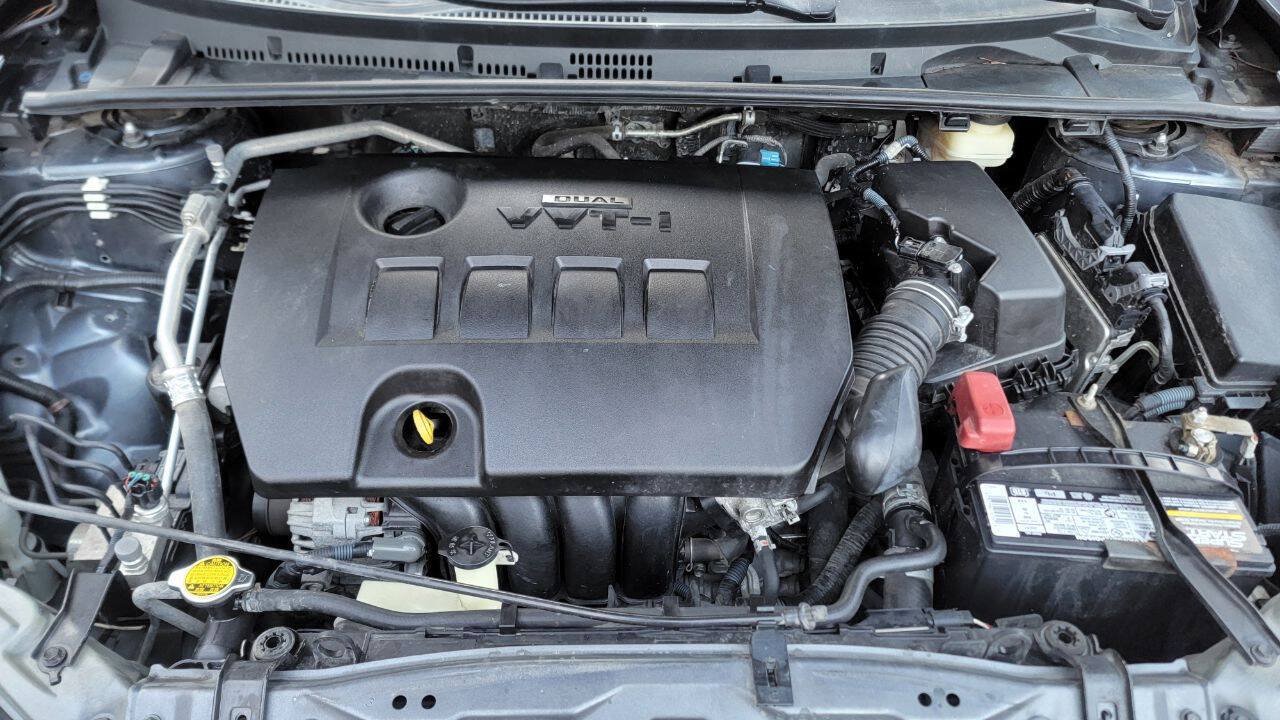 Used 2017 Toyota Corolla LE FWD image 15