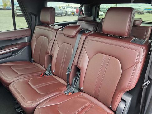 Used 2024 Ford Expedition Max Limited RWD image 17