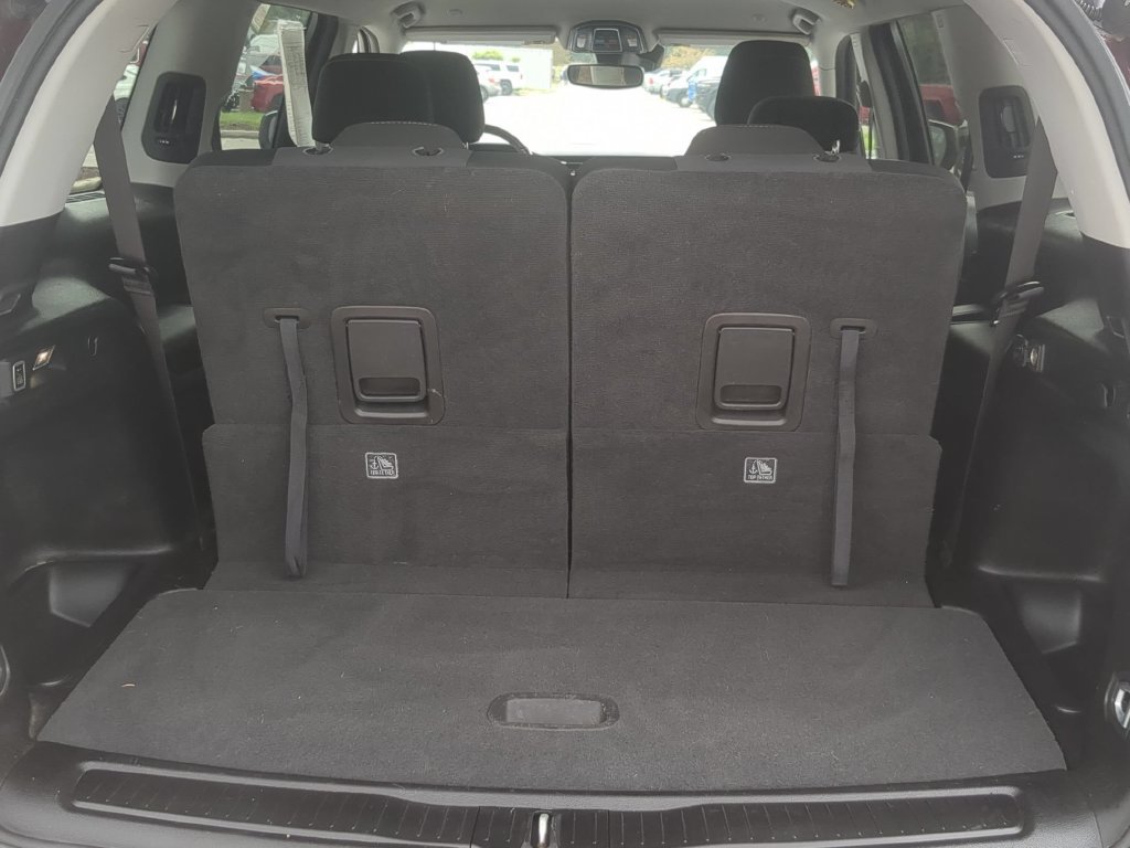 Used 2022 Jeep Grand Cherokee L Laredo w/ Luxury Tech Group I AWD/4WD image 28