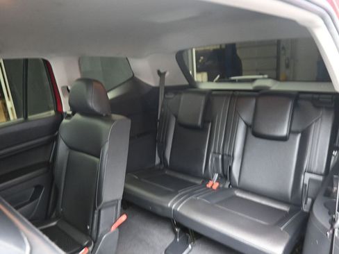 Used 2019 Volkswagen Atlas SE image 18