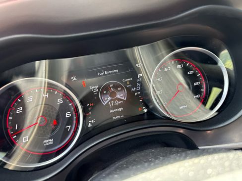 Used 2023 Dodge Charger SXT RWD image 8