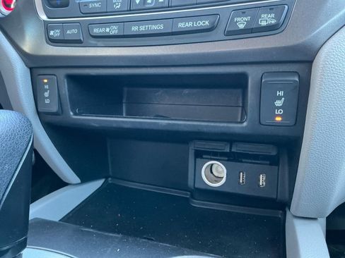 Used 2018 Honda Pilot EX-L image 16