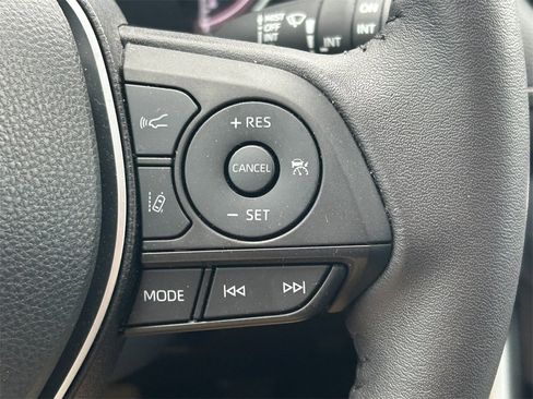 Used 2024 Toyota RAV4 XLE Premium image 37