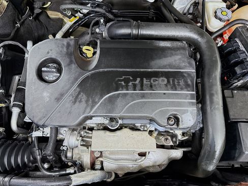 Used 2017 Chevrolet Malibu LS image 39