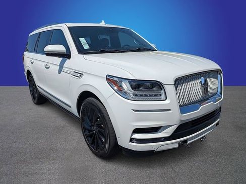 Used 2021 Lincoln Navigator Reserve image 7