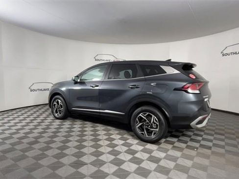 Certified 2023 Kia Sportage LX image 6