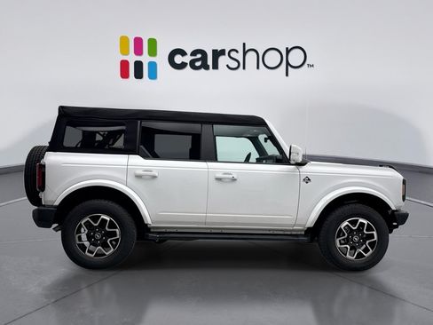 Used 2024 Ford Bronco Outer Banks AWD/4WD image 6