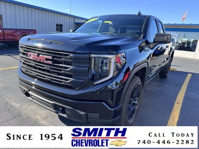 Used 2023 GMC Sierra 1500 Pro w/ Graphite Edition