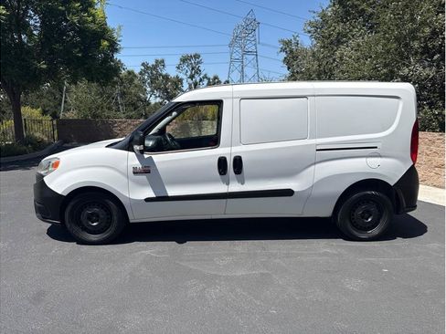 Used 2017 RAM ProMaster City Tradesman w/ Rear Back-up Camera Group FWD image 2
