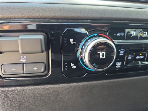 New 2025 GMC Sierra 1500 Elevation image 21