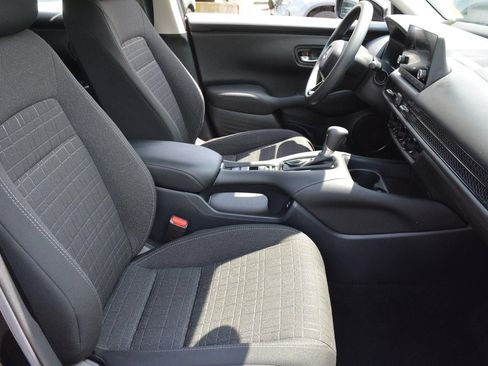 Used 2024 Honda HR-V LX image 19