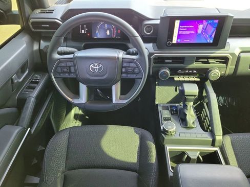 Used 2025 Toyota 4Runner SR5 image 17