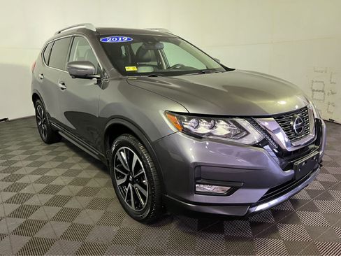 Used 2019 Nissan Rogue SL w/ Premium Package AWD/4WD image 1