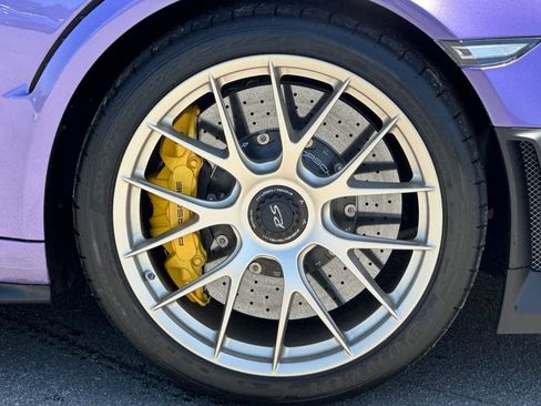 Certified 2018 Porsche 911 GT2 RS RWD image 40
