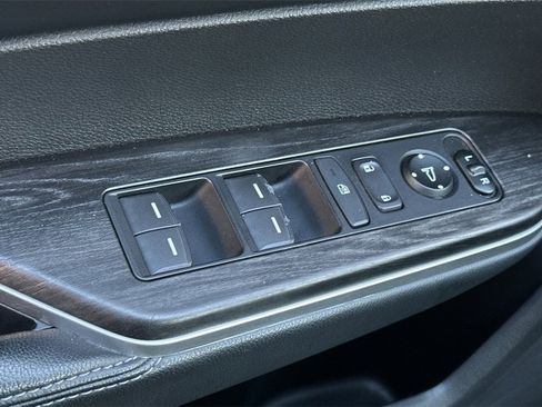 Certified 2021 Honda Clarity Base image 12