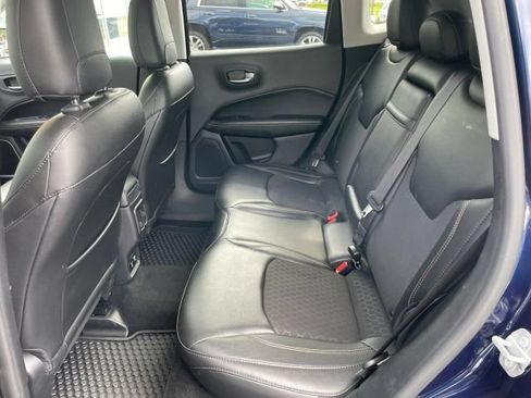 Used 2018 Jeep Compass Latitude w/ Popular Equipment Group AWD/4WD image 38