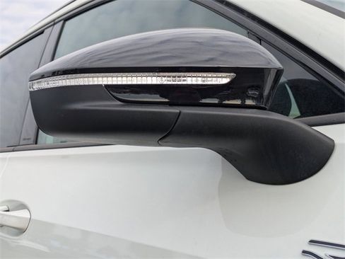 New 2026 Volkswagen Tiguan SE R-Line image 12