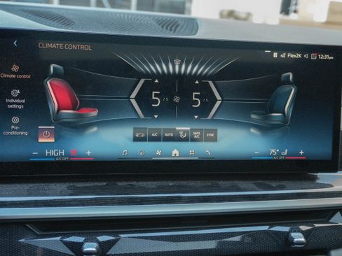 Certified 2024 BMW X5 xDrive40i w/ M Sport Package image 21