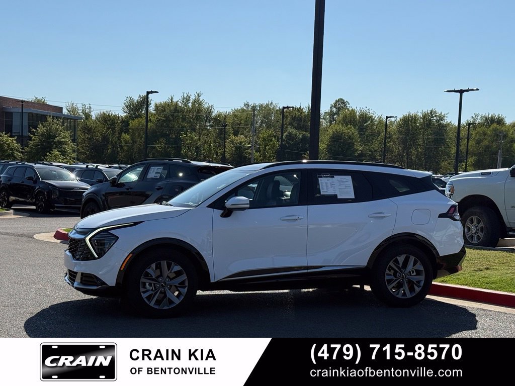 Certified 2025 Kia Sportage SX FWD image 4