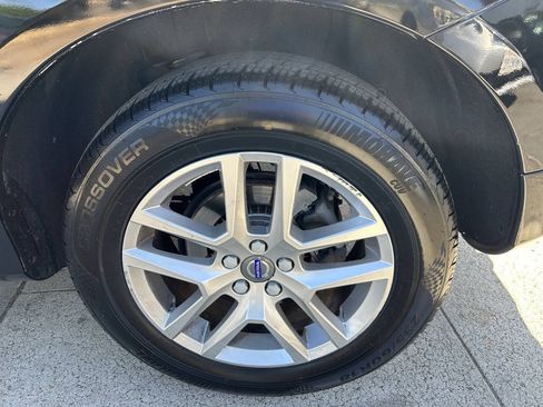 Used 2017 Volvo XC60 T5 w/ Tailgate Package FWD image 13