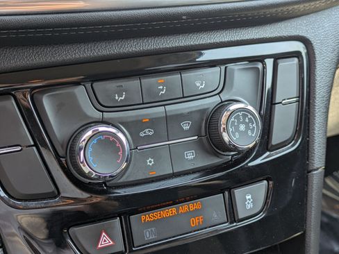 Used 2019 Buick Encore Preferred FWD image 25