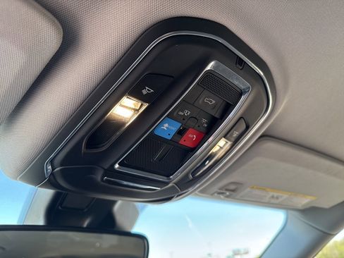 Used 2022 Jeep Grand Cherokee L Laredo w/ Luxury Tech Group I image 32