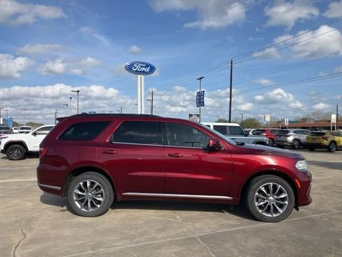 Used 2022 Dodge Durango SXT w/ Anodized Platinum Package image 8