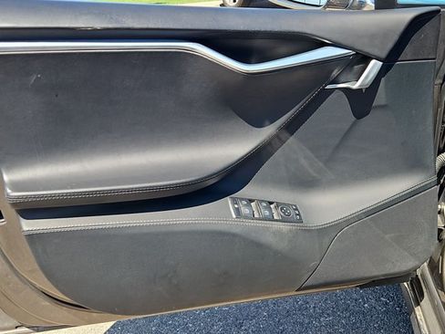Used 2015 Tesla Model S 85D AWD/4WD image 5