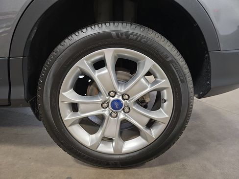 Used 2014 Ford Escape Titanium w/ Equipment Group 401A AWD/4WD image 32