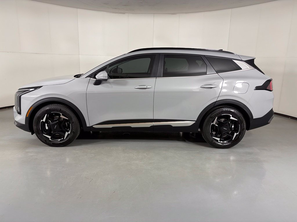 Used 2026 Kia Sportage EX w/ EX Panorama Roof Package FWD image 5