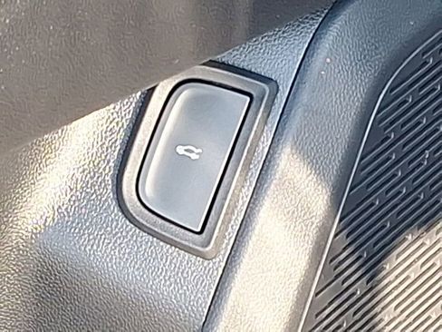 New 2026 Chevrolet Equinox ACTIV w/ Convenience Package III image 15