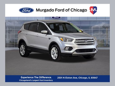 Used 2019 Ford Escape SE image 1