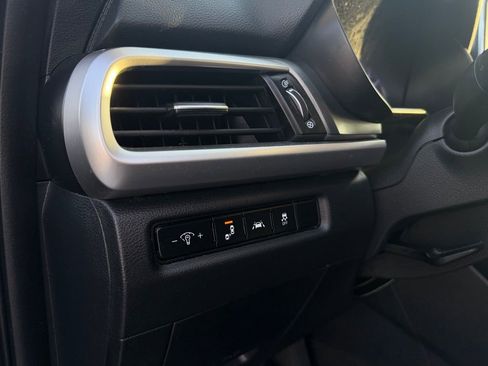 Used 2020 Kia Telluride LX FWD image 13