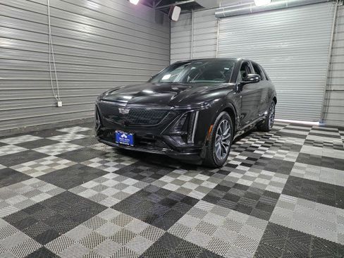 Used 2024 Cadillac Lyriq Sport image 45