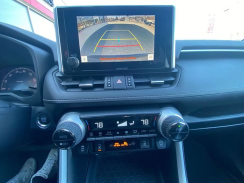 Used 2023 Toyota RAV4 XLE Premium image 21