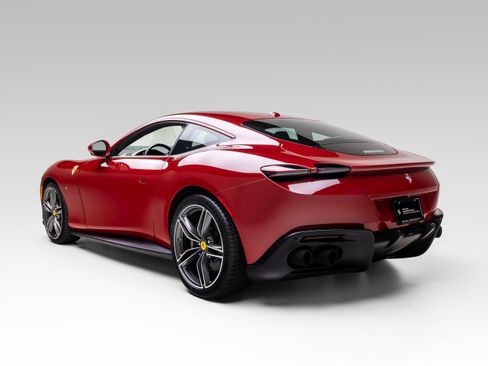 Certified 2022 Ferrari Roma RWD image 12