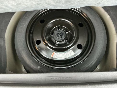 Used 2014 Ford Explorer Limited w/ Equipment Group 301A image 23