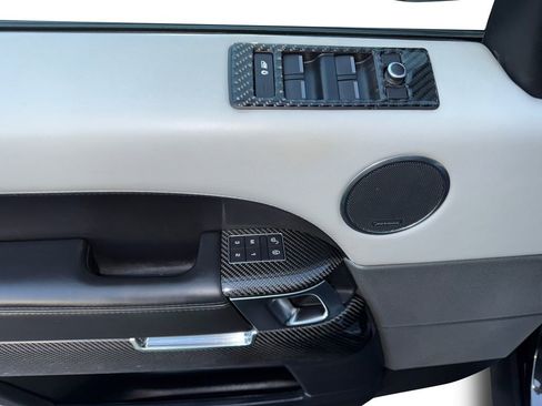 Used 2017 Land Rover Range Rover Sport SVR image 11