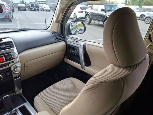 Used 2013 Toyota 4Runner SR5 image 11