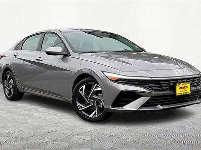 New 2025 Hyundai Elantra Limited