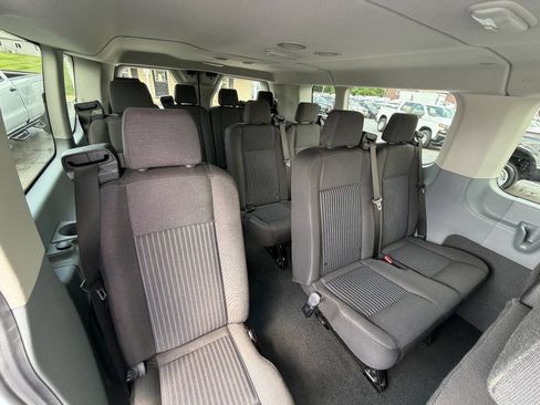 Used 2018 Ford Transit 350 XL RWD image 21