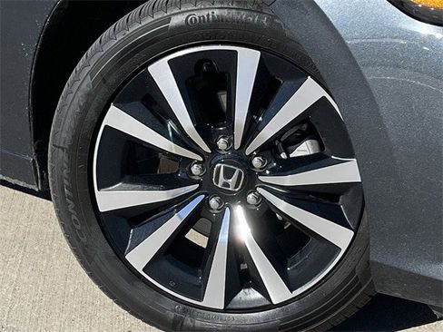 Used 2023 Honda Civic EX-L image 8