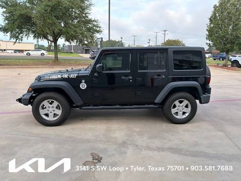 Used 2017 Jeep Wrangler Unlimited Sport w/ Quick Order Package 24S AWD/4WD image 5