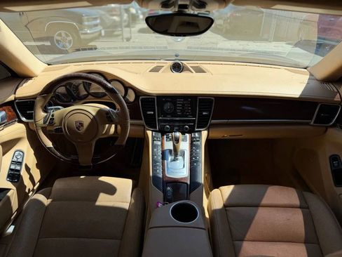 Used 2014 Porsche Panamera image 36