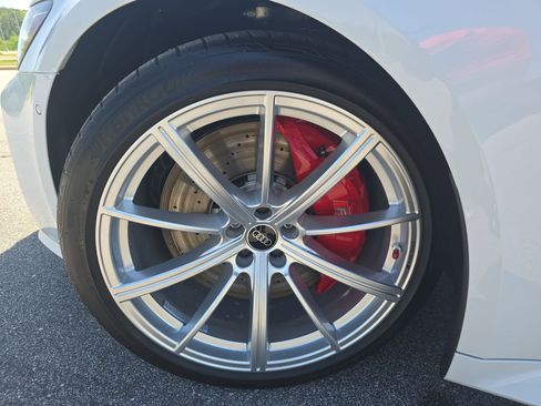 Used 2025 Audi RS 7 Performance AWD/4WD image 36